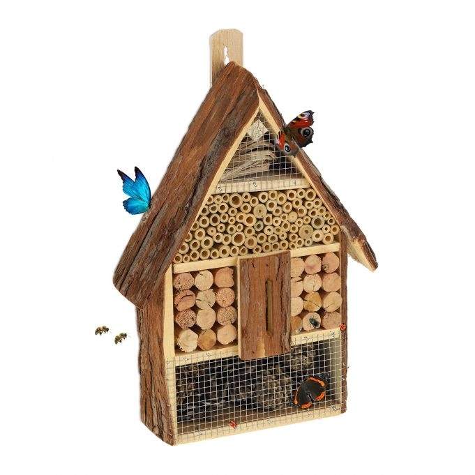 Insekthotell i form av et hus