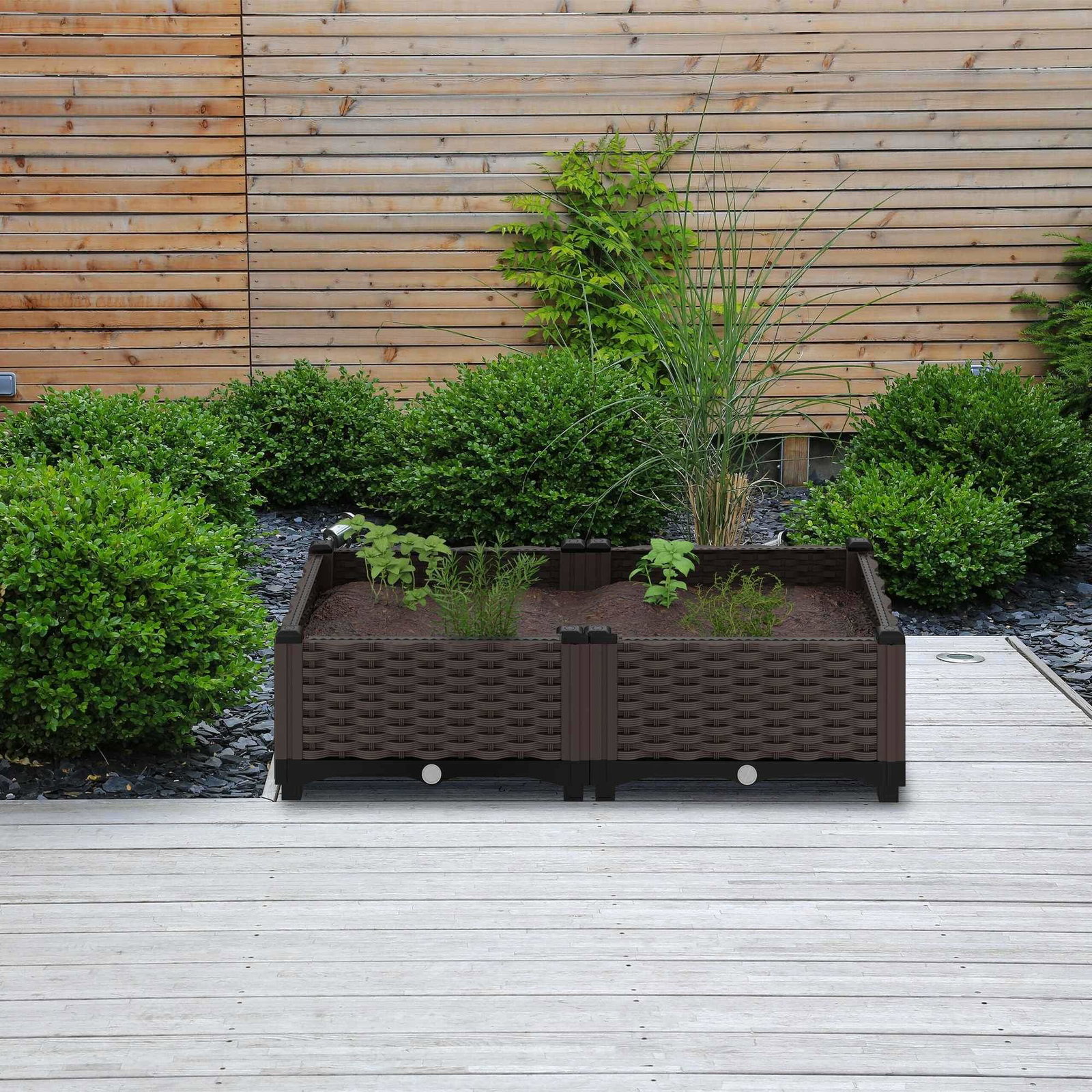 Plantekasse i rottinglook