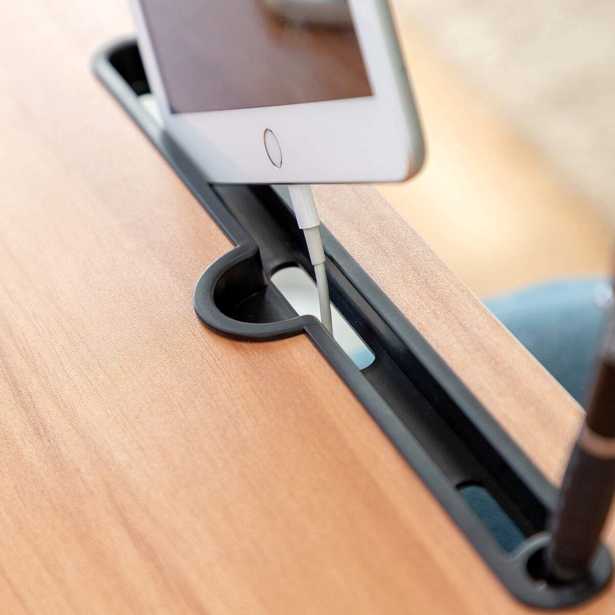 InnovaGoods Sammenleggbart Sidebord og Leseputesett, Pennholder, Kabelhull