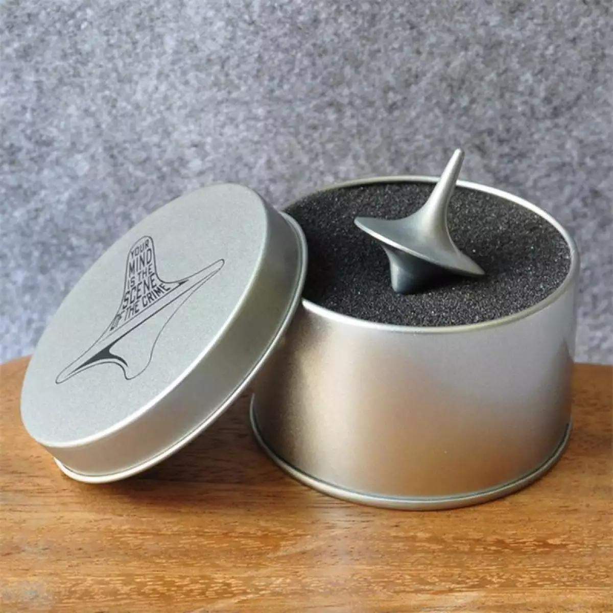 Snurretopp og Terning in Metallboks - Inception
